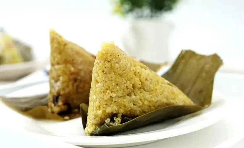 大黄米粽子制作教程，让你轻松学会制作美味粽子！