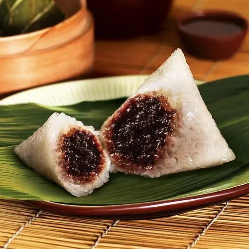 从外到内，美味无比：教你如何挑选和烹饪健康美味的端午节豆沙粽子